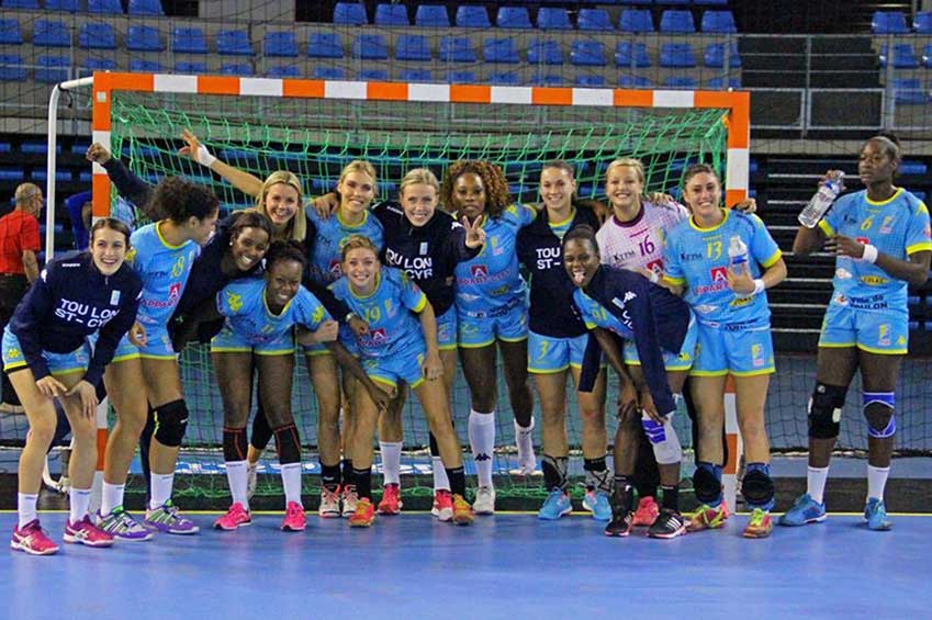 L'équipe du Toulon Saint Cyr Var Handball, partenaire sport Appart'City
