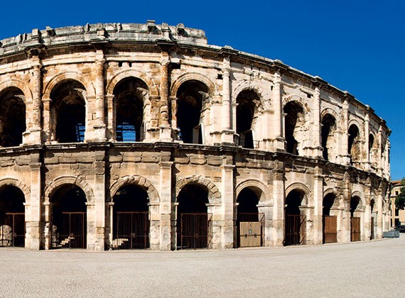 Les Arènes de Nîmes, amphithéâtre romain du Ier siècle